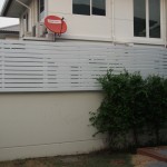ภาพการติดตั้งรั้วไม้ระแนง หรือระแนงบังตา รามคำแหง