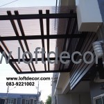 หลังคาไม้ระแนง หรือกันสาดไม้ระแนงสำหรับหน้าบ้านโครงการ เดอะคัลเลอร์