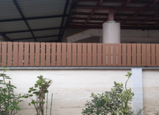 รับทำรั้วไม้ระแนงบังตา ระแนงรั้ว เริ่มต้นราคาเมตรละ 800 บาท รั้วไม้ระแนงบังตา