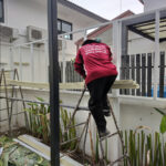 ต่อเติมรั้วบ้านให้สูงขึ้น
