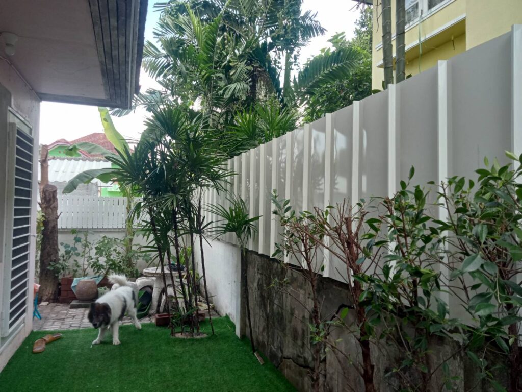 รั้วเมทัลชีท