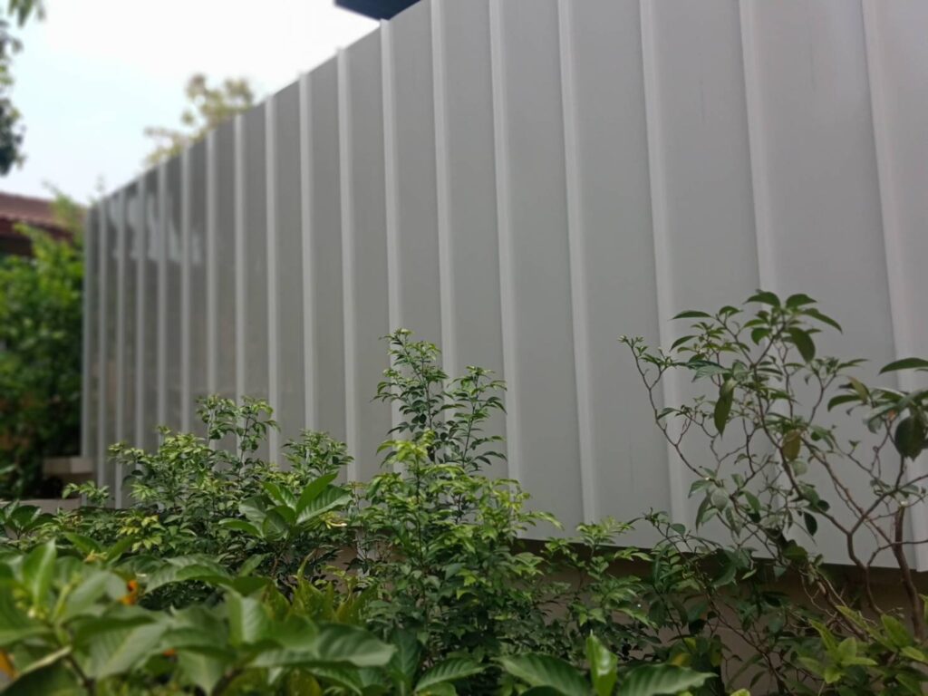 รั้บติดตั้งรั้วเมทัลชีท